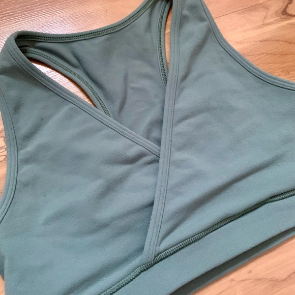 Classic Deep V Sports Bra: Lululemon - Picture 6 of 7